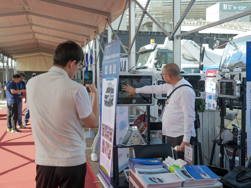 APK Showcases 5G Smart Healthcare Solutions at the 137th Canton Fair, Leading the New Trend in Intelligent Healthcare